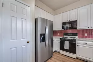 9300 Tea Rose Trail, Austin, TX 78748 - Photo 12