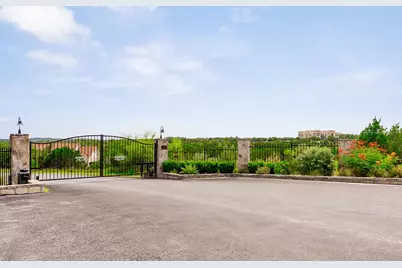 12404 Triple Creek Drive, Dripping Springs, TX 78620 - Photo 38