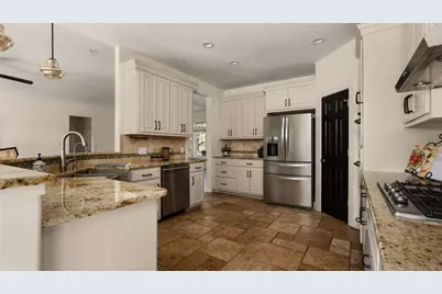 12404 Triple Creek Drive, Dripping Springs, TX 78620 - Photo 22