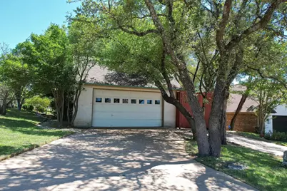 9402 Bluegrass Drive, Austin, TX 78759 - Photo 32