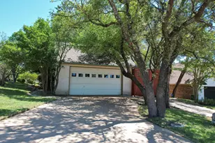 9402 Bluegrass Dr, Austin, TX 78759 - Photo 32