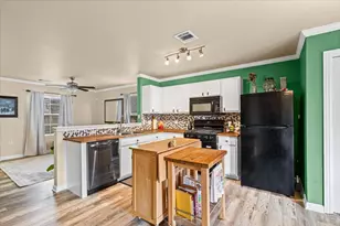 12209 Briarcreek Loop, Manor, TX 78653 - Photo 8