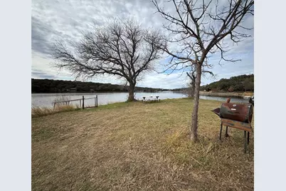 303 S Oak Lane, Burnet, TX 78611 - Photo 6