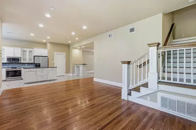1305 Cometa Street, Austin, TX 78721 - Photo 2