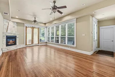 1305 Cometa Street, Austin, TX 78721 - Photo 8