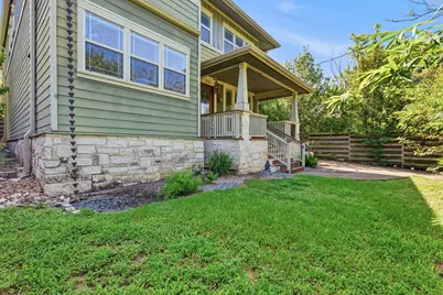 1305 Cometa Street, Austin, TX 78721 - Photo 28