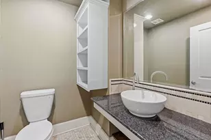 1305 Cometa St, Austin, TX 78721 - Photo 22