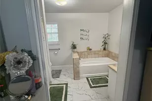 968 Red Town Rd, Elgin, TX 78621 - Photo 16