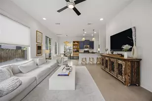 1807 Ulit Ave, Austin, TX 78702 - Photo 2