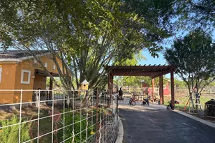 159 Kathy Dr, Lockhart, TX 78644 - Photo 4