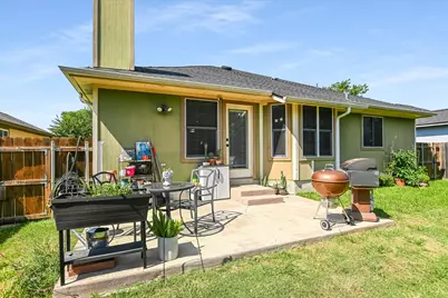 1302 Redbud Lane, Leander, TX 78641 - Photo 24
