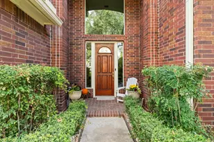 10713 Yorktown Trail, Austin, TX 78726 - Photo 2