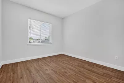 1811 Webberville Road #1210, Austin, TX 78721 - Photo 10