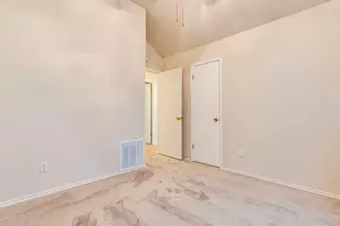 7715 Elkhorn Mountain Trail, Austin, TX 78729 - Photo 16