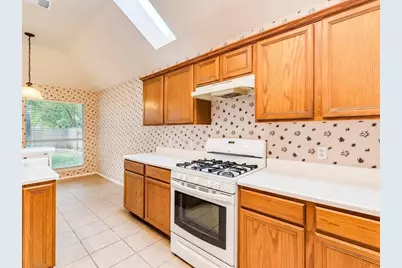 7715 Elkhorn Mountain Trail, Austin, TX 78729 - Photo 10