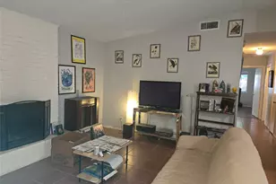 8910 Little Walnut Pkwy, Austin, TX 78758 - Photo 6