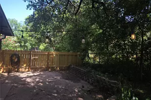 8910 Little Walnut Pkwy, Austin, TX 78758 - Photo 22