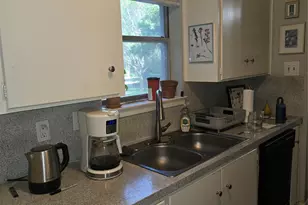 8910 Little Walnut Pkwy, Austin, TX 78758 - Photo 10