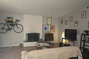 8910 Little Walnut Pkwy, Austin, TX 78758 - Photo 8