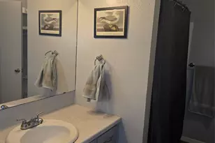 8910 Little Walnut Pkwy, Austin, TX 78758 - Photo 14