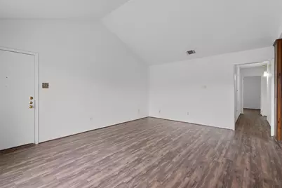 5304 Indio Circle #B, Austin, TX 78745 - Photo 8