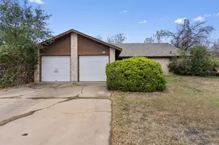 5304 Indio Cir, Austin, TX 78745 - Photo 2