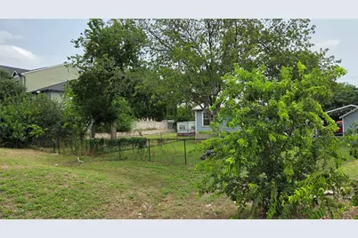 520 W 22nd Street, Georgetown, TX 78626 - Photo 14