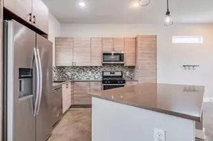 4707 Leslie Ave, Austin, TX 78721 - Photo 4