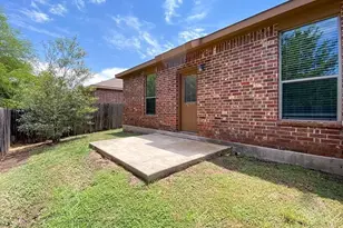 137 Creekside Villa Dr, Kyle, TX 78640 - Photo 12