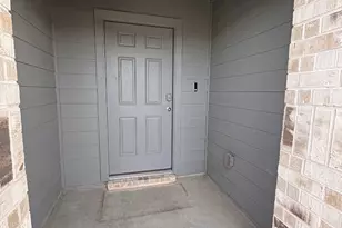 668 Wyatt Wy, Jarrell, TX 76537 - Photo 2