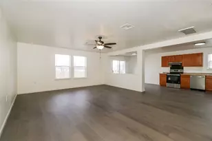 7012 Doyal Dr, Austin, TX 78747 - Photo 4