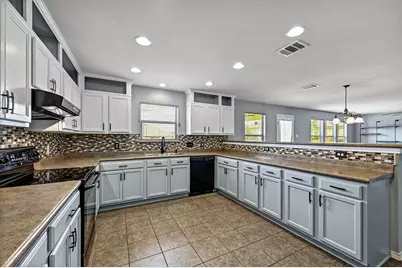 214 Briarwood Drive, Leander, TX 78641 - Photo 8