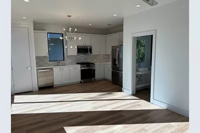 1131 Walton Lane #4, Austin, TX 78721 - Photo 6