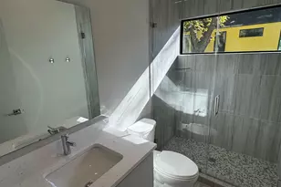 1131 Walton Ln, Austin, TX 78721 - Photo 10