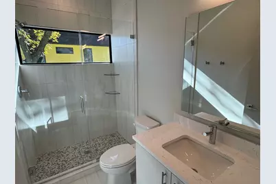 1131 Walton Lane #4, Austin, TX 78721 - Photo 12