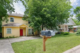 1702 Singleton Ave, Austin, TX 78702 - Photo 1