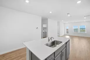 339 Mustang Lk Cir, Buda, TX 78610 - Photo 10