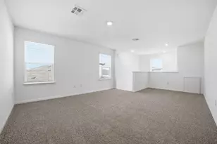 339 Mustang Lk Cir, Buda, TX 78610 - Photo 14