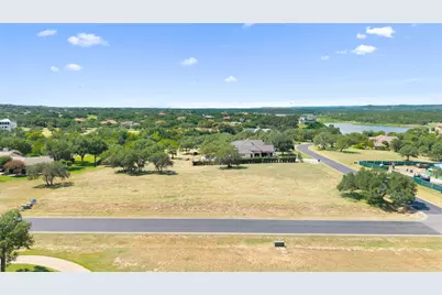 25801 Cliff Cove, Spicewood, TX 78669 - Photo 8