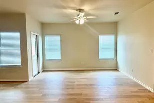 506 B War Admiral Dr, Jarrell, TX 76537 - Photo 18