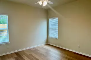 506 B War Admiral Dr, Jarrell, TX 76537 - Photo 20