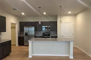 506 B War Admiral Dr, Jarrell, TX 76537 - Photo 12
