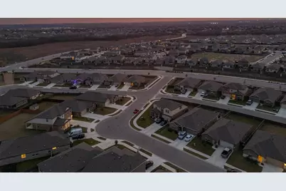 440 Sebring Circle, Hutto, TX 78634 - Photo 38