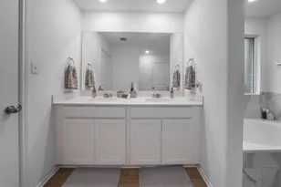 440 Sebring Cir, Hutto, TX 78634 - Photo 16