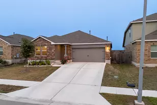 440 Sebring Cir, Hutto, TX 78634 - Photo 8