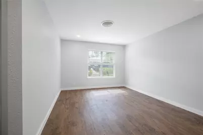 5504 Coventry Lane, Austin, TX 78723 - Photo 4