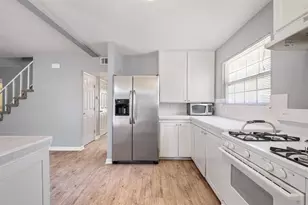 5504 Coventry Ln, Austin, TX 78723 - Photo 6