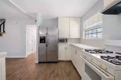 5504 Coventry Lane, Austin, TX 78723 - Photo 8
