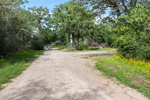 20311 Ed Acklin Rd, Manor, TX 78653 - Photo 36