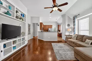 1812 Paseo Verde Dr, Leander, TX 78641 - Photo 4